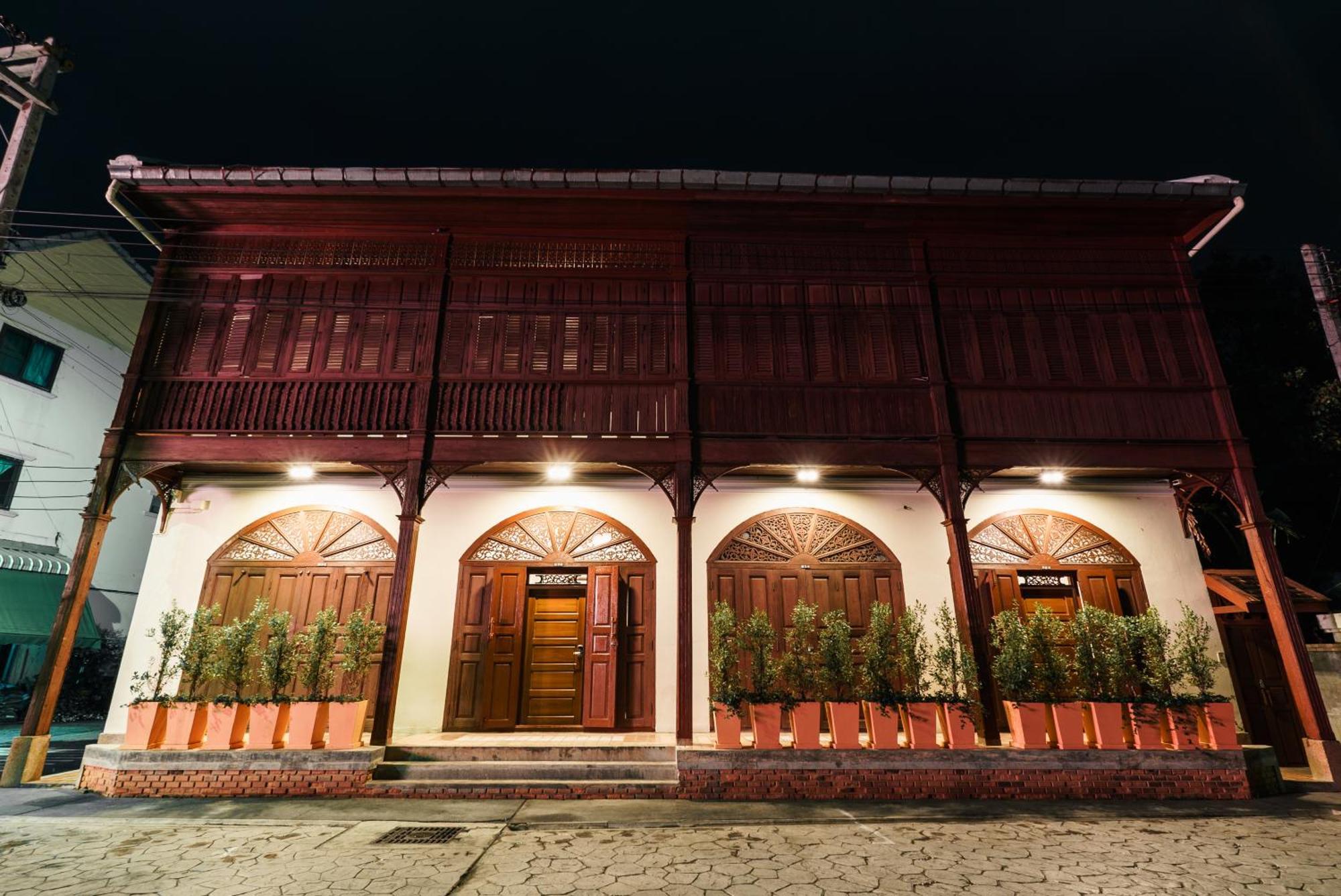 Hotel Fong Lee Cc Lampang Exterior foto